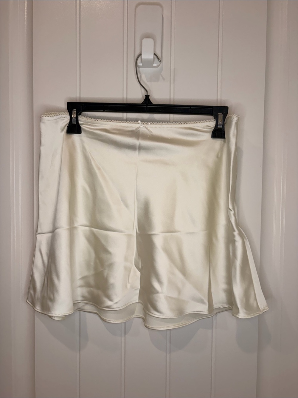wild fable Ivory Satin Flared Mini Skirt